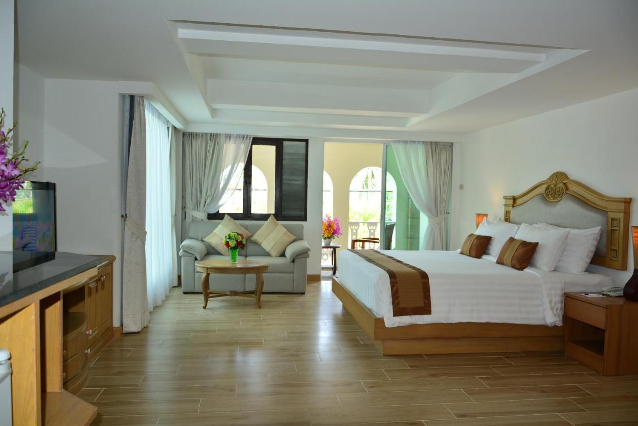 Pride Beach Resort - Adults Only Patong Exteriör bild