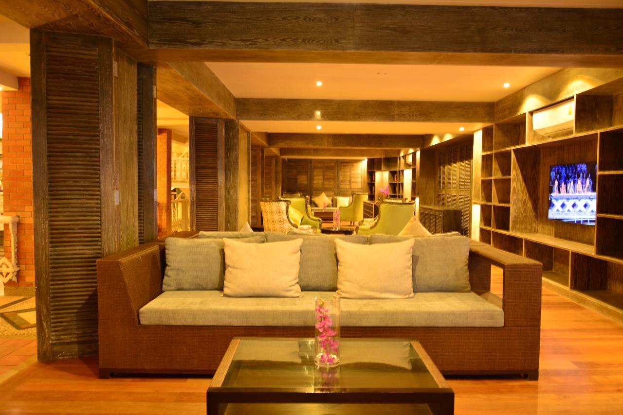 Pride Beach Resort - Adults Only Patong Exteriör bild