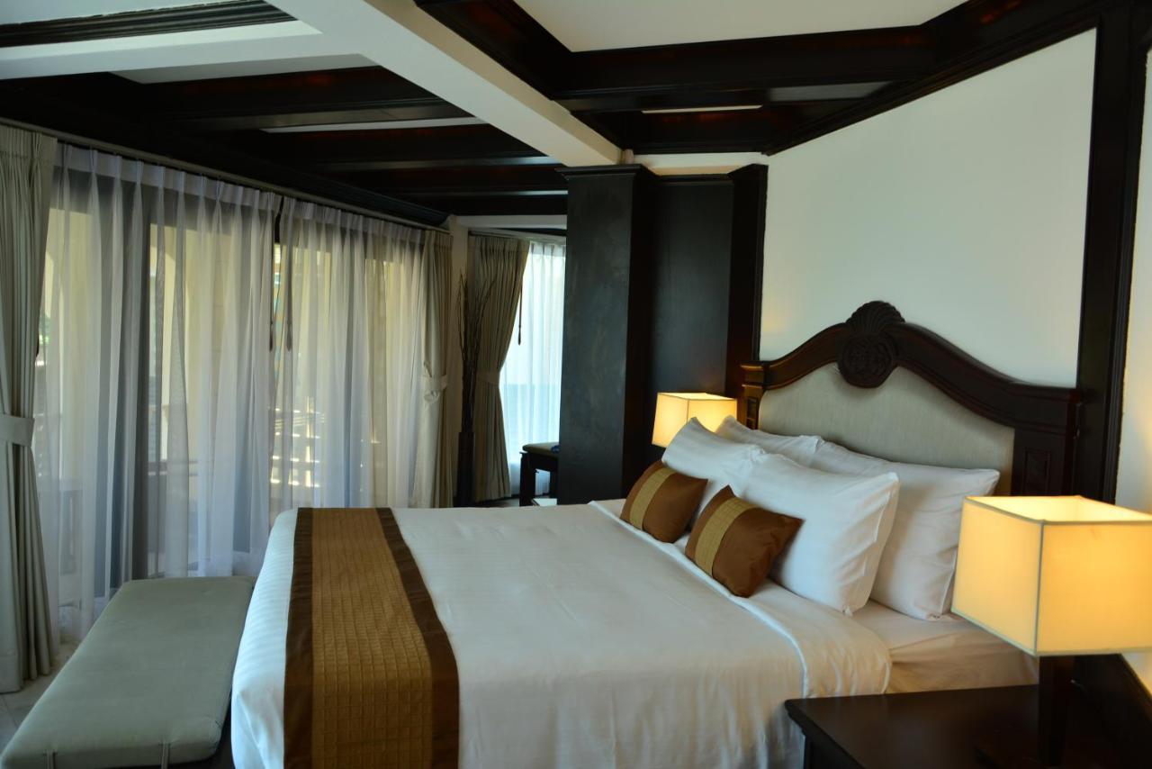 Pride Beach Resort - Adults Only Patong Exteriör bild
